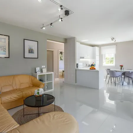 Sara Premium Appartement Funtana